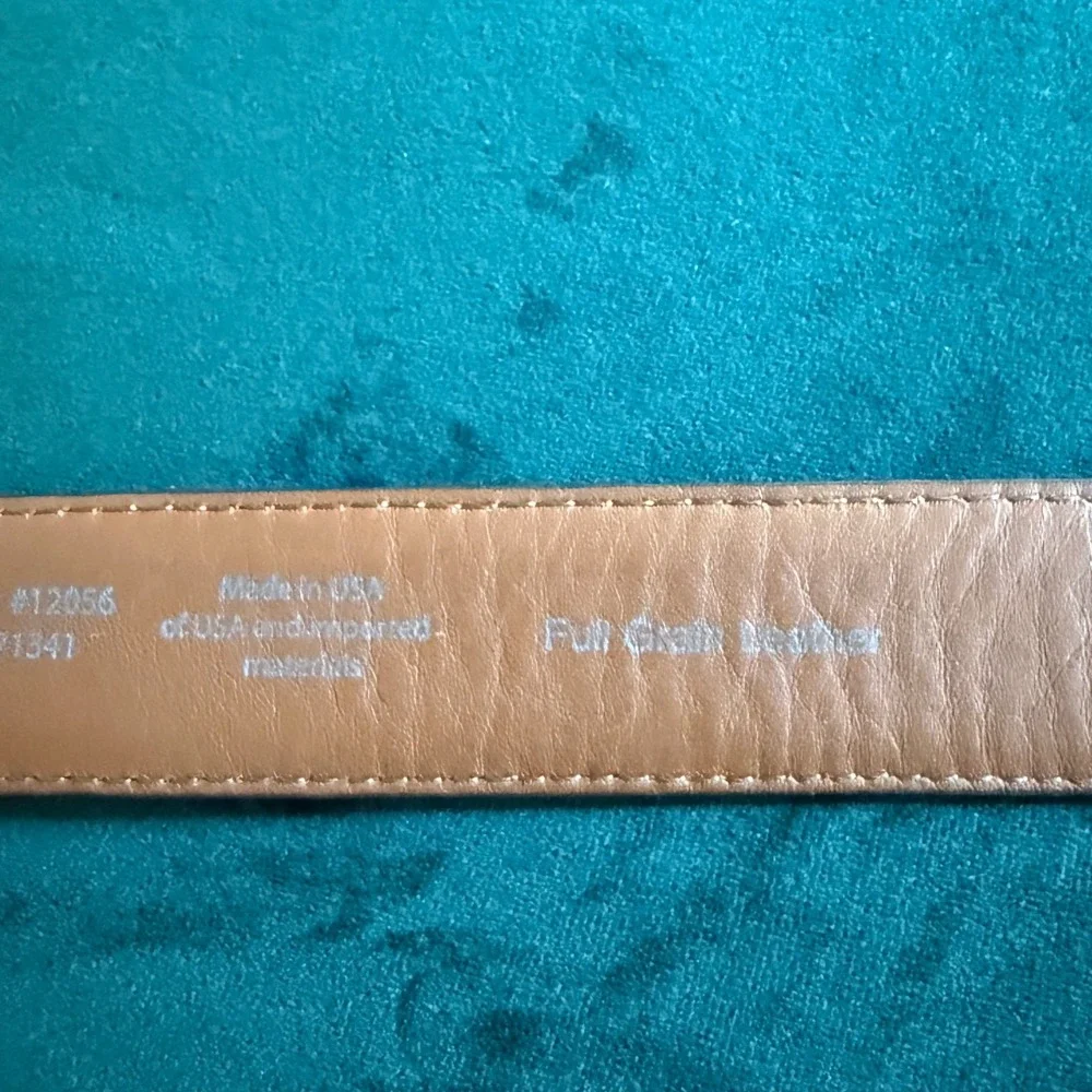 LL Bean Mens Brown Full Grain Leather Belt 46 Brass Buckle 246374 USA Made